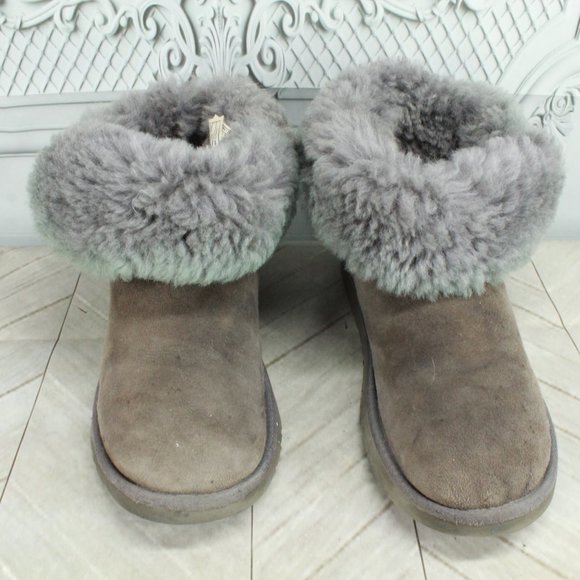 UGG Australia Bailey Brown Suede Lined Button Winter Ankle Boots US 6 - Picture 5 of 9